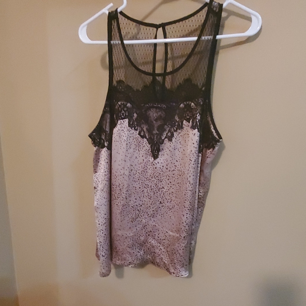 Sleeveless blouse